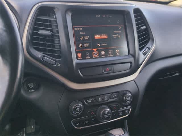 Thumbnail: 2015 Jeep Cherokee - 28