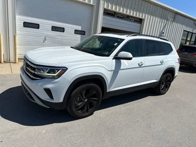 Thumbnail: 2022 Volkswagen Atlas - 16