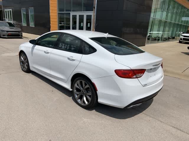 Thumbnail: 2015 Chrysler 200 - 13