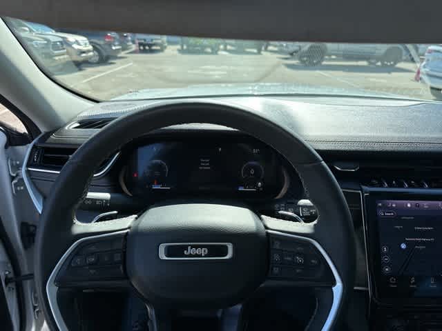 Thumbnail: 2023 Jeep Grand Cherokee - 9