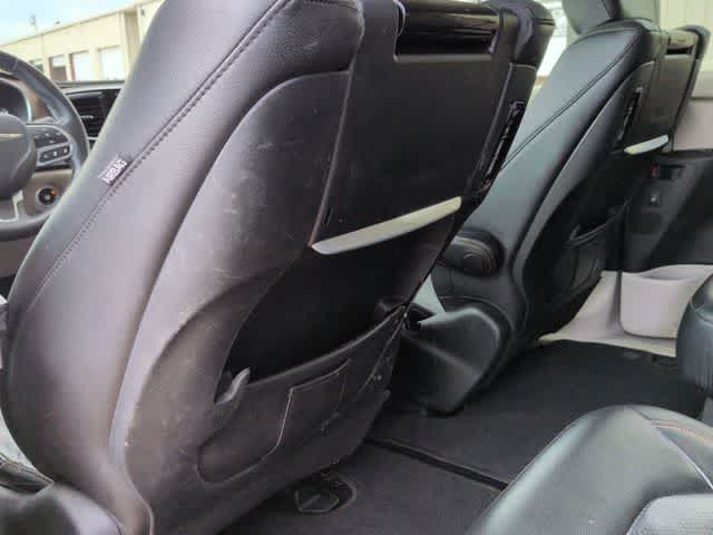 Thumbnail: 2018 Chrysler Pacifica - 18