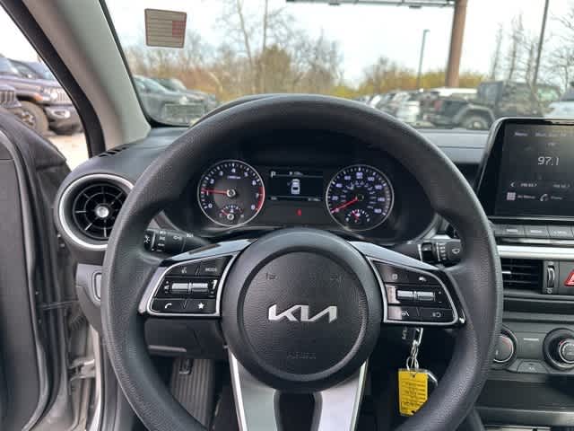 Thumbnail: 2023 Kia Forte - 10