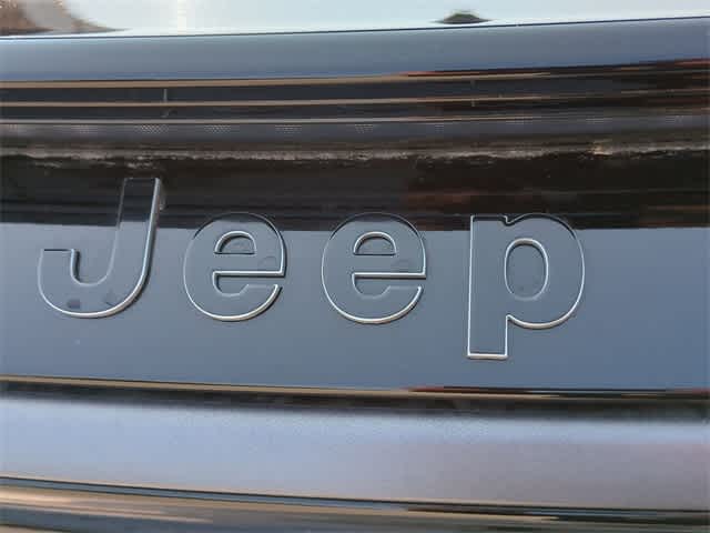 Thumbnail: 2025 Jeep Wagoneer S - 12
