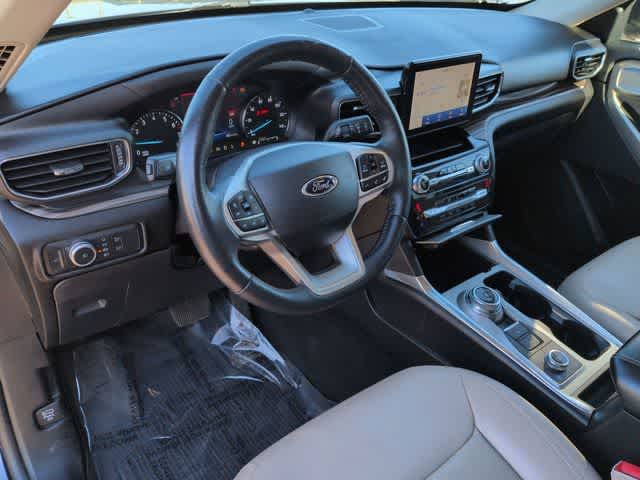 Thumbnail: 2021 Ford Explorer - 10