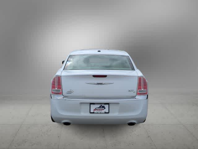 Thumbnail: 2013 Chrysler 300 - 7
