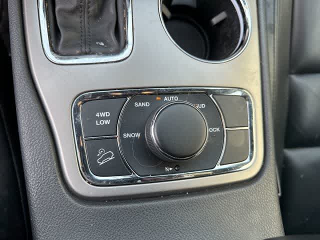 Thumbnail: 2019 Jeep Grand Cherokee - 10