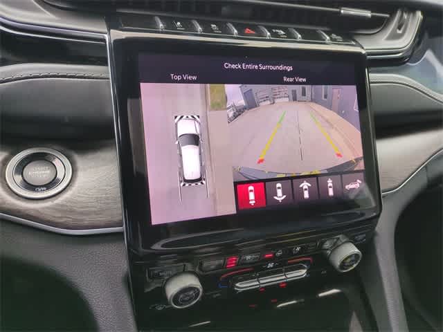 Thumbnail: 2022 Jeep Grand Cherokee - 31