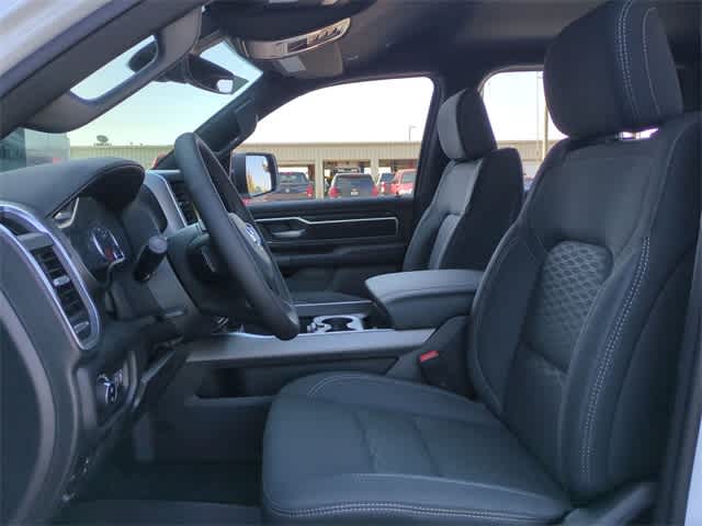 Thumbnail: 2026 RAM 1500 - 17