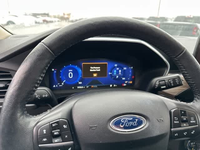 Thumbnail: 2020 Ford Escape - 6
