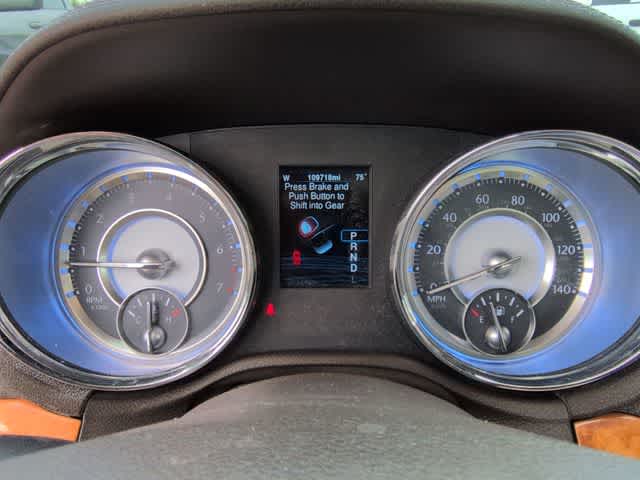 Thumbnail: 2013 Chrysler 300 - 33