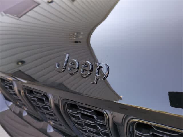 Thumbnail: 2025 Jeep Grand Cherokee - 12