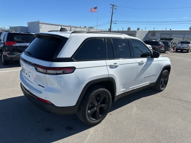 Thumbnail: 2023 Jeep Grand Cherokee - 22