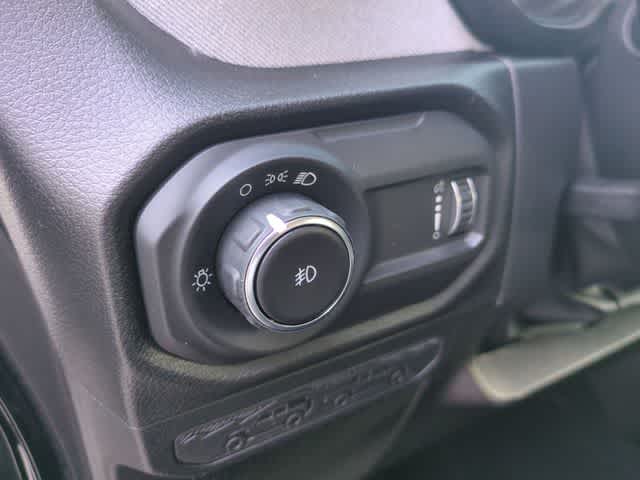 Thumbnail: 2026 Jeep Wrangler - 18