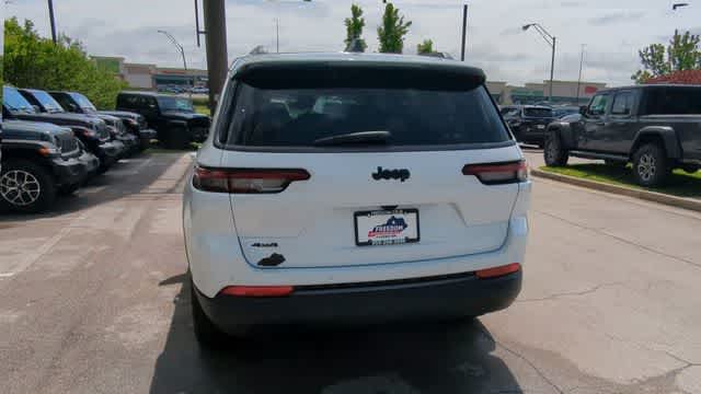 Thumbnail: 2026 Jeep Grand Cherokee L - 7