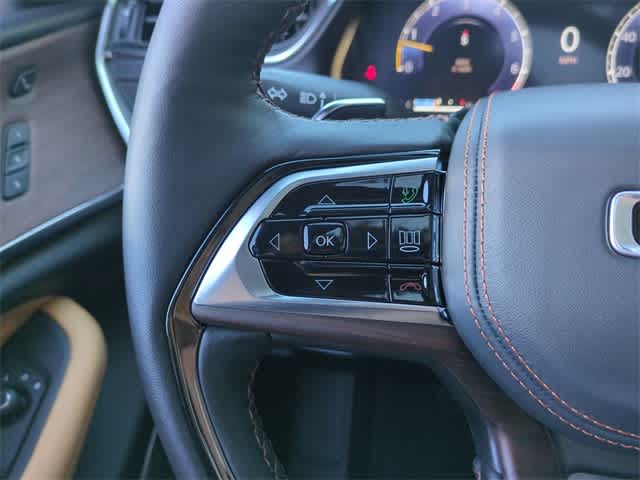 Thumbnail: 2025 Jeep Grand Cherokee - 25