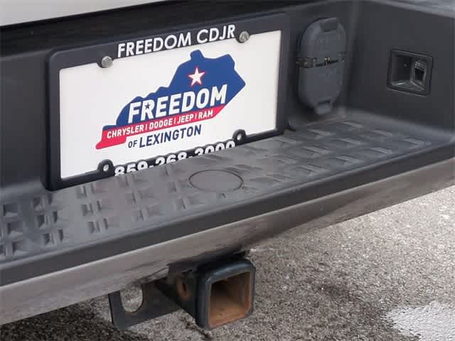 Thumbnail: 2017 Nissan Titan - 36