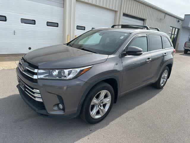 Thumbnail: 2017 Toyota Highlander - 2