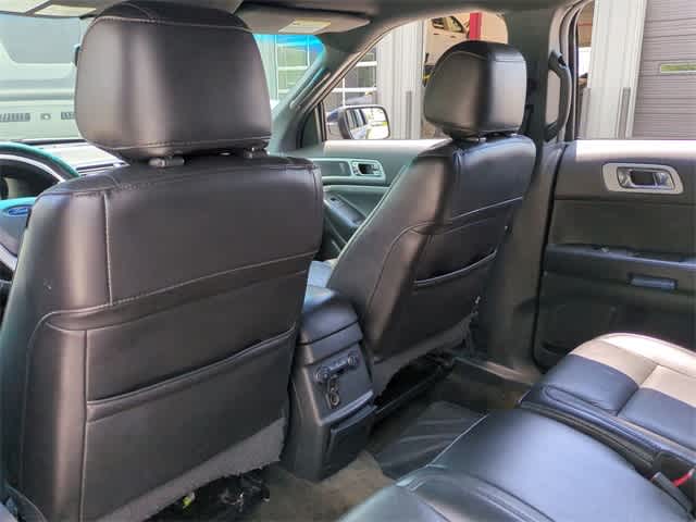 Thumbnail: 2014 Ford Explorer - 19