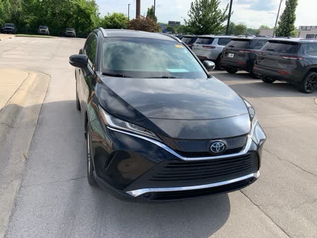 Thumbnail: 2021 Toyota Venza - 24