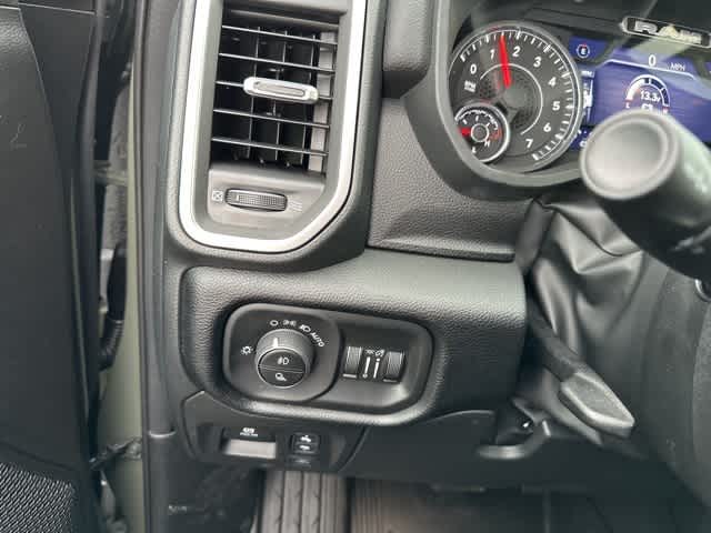 Thumbnail: 2026 RAM 1500 - 11