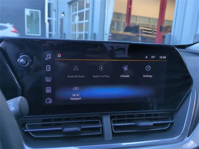 Thumbnail: 2025 Chevrolet Trax - 29