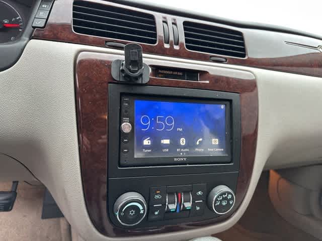 Thumbnail: 2011 Chevrolet Impala - 7