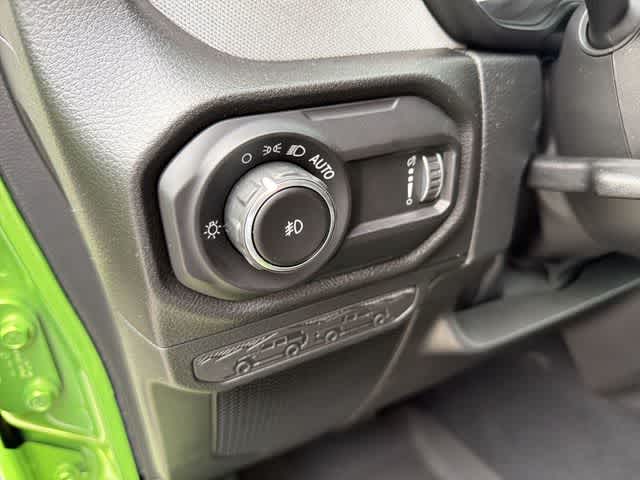 Thumbnail: 2026 Jeep Wrangler - 18