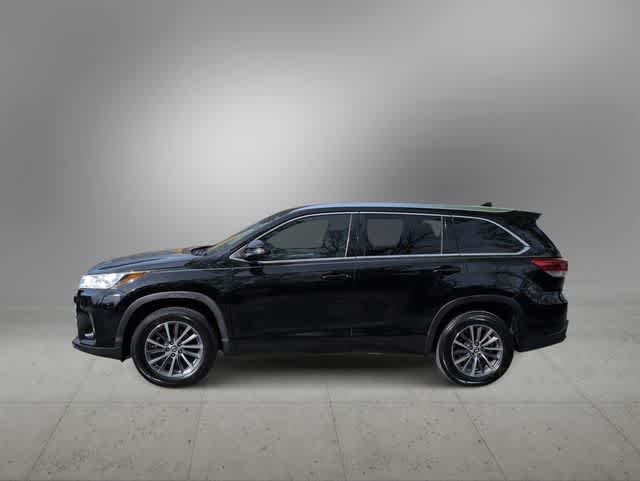 Thumbnail: 2018 Toyota Highlander - 5