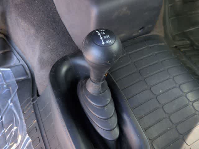 Thumbnail: 2000 Dodge Ram 2500 - 36