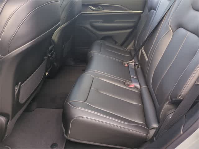 Thumbnail: 2025 Jeep Grand Cherokee - 21