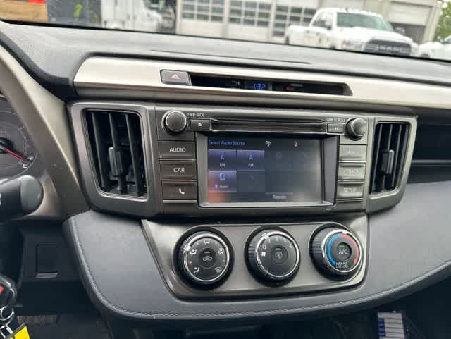Thumbnail: 2014 Toyota RAV4 - 7