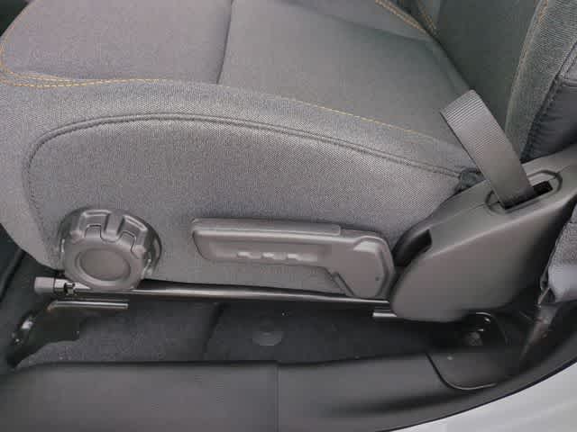 Thumbnail: 2025 Jeep Gladiator - 17