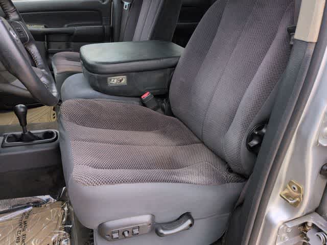 Thumbnail: 2005 Dodge Ram 2500 - 16