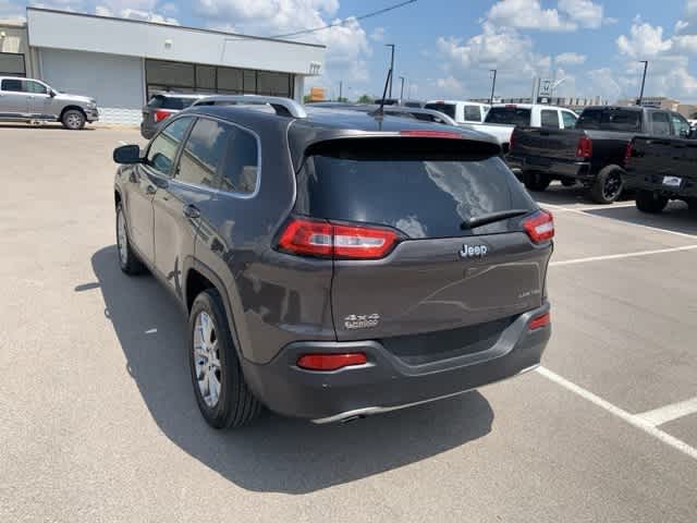 Thumbnail: 2018 Jeep Cherokee - 19