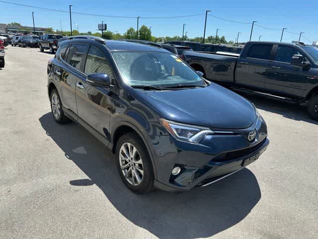 Thumbnail: 2018 Toyota RAV4 - 24