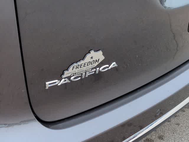 Thumbnail: 2020 Chrysler Pacifica - 13