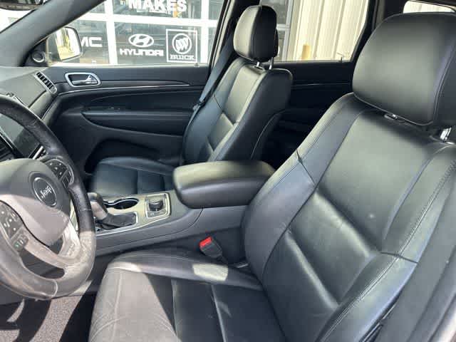 Thumbnail: 2019 Jeep Grand Cherokee - 3