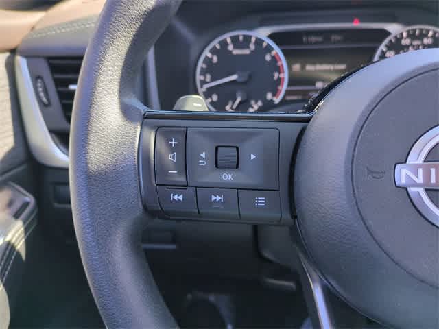 Thumbnail: 2023 Nissan Rogue - 24