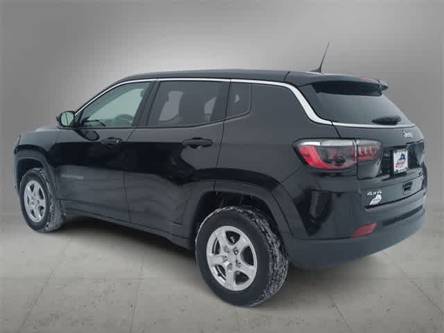 Thumbnail: 2022 Jeep Compass - 6