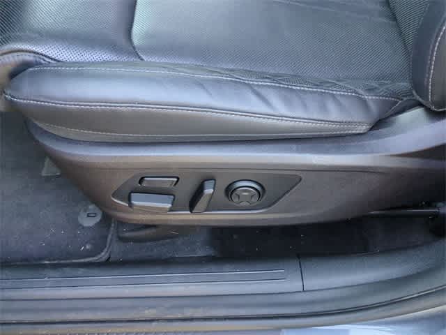 Thumbnail: 2022 Kia Sorento - 18