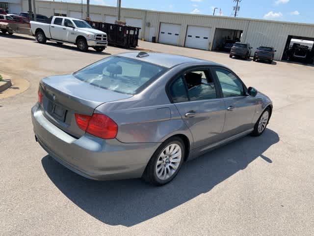 Thumbnail: 2009 BMW 3 Series - 14