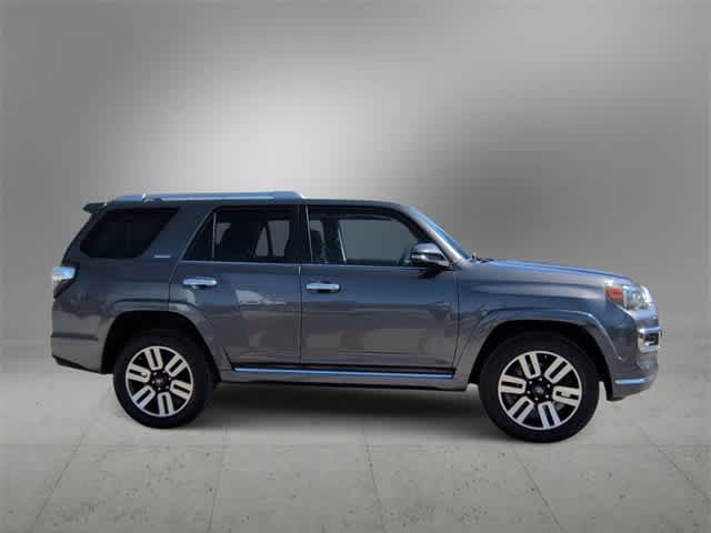 Thumbnail: 2017 Toyota 4Runner - 9