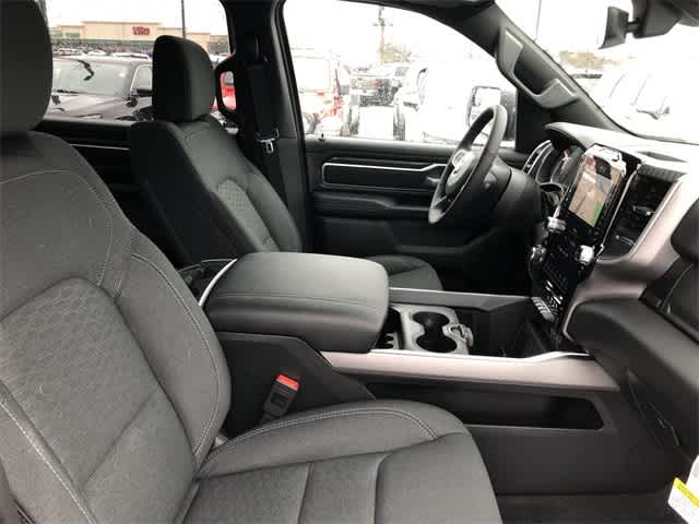 Thumbnail: 2026 RAM 1500 - 28