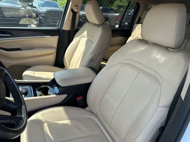 Thumbnail: 2021 Jeep Grand Cherokee L - 4