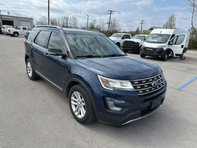 Thumbnail: 2017 Ford Explorer - 21