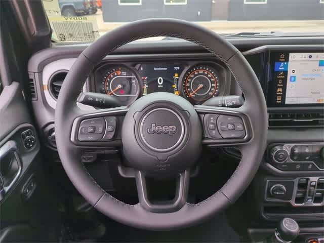 Thumbnail: 2025 Jeep Gladiator - 22