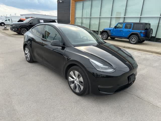 Thumbnail: 2023 Tesla Model Y - 21