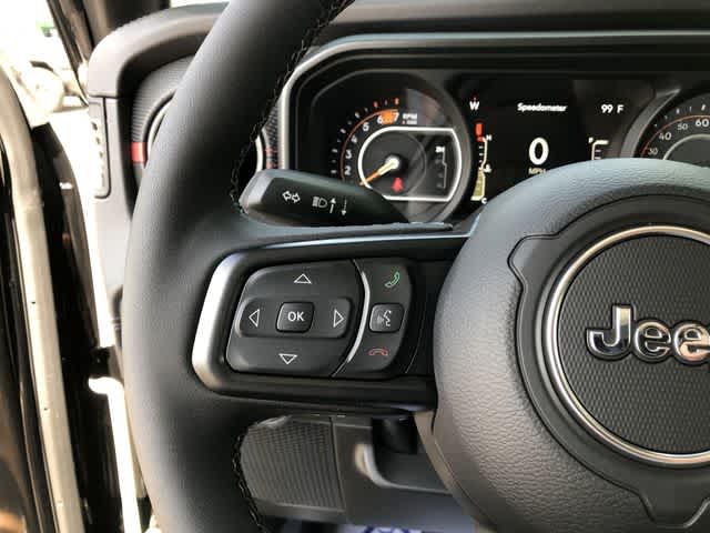 Thumbnail: 2026 Jeep Wrangler - 21