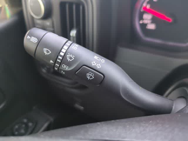 Thumbnail: 2023 Chevrolet Silverado 1500 - 26