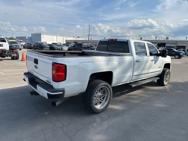 Thumbnail: 2019 Chevrolet Silverado 3500 - 24